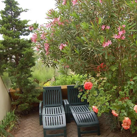 Cap Nat International - Heliopolis Village Naturiste * Agde